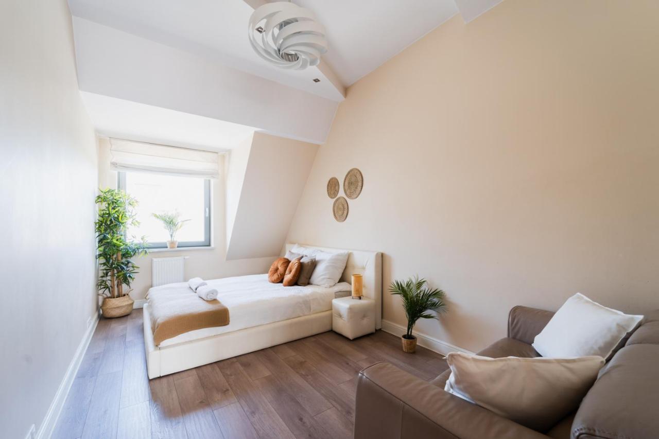 Apartament Nowy Apartament - Ulica Hallera - 6 Osob -3 Pokoje Wrocław